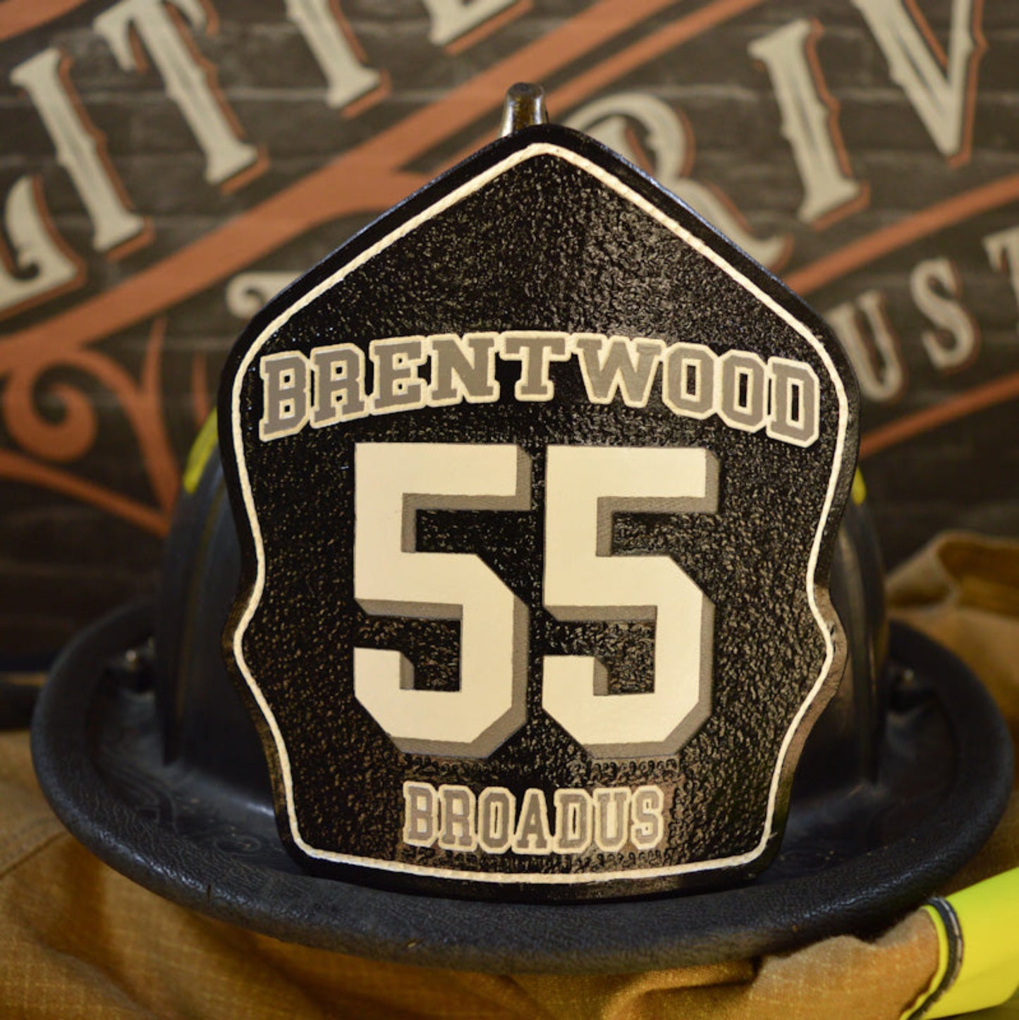 fire helmet shield – custom firehouse gear for everyday calls