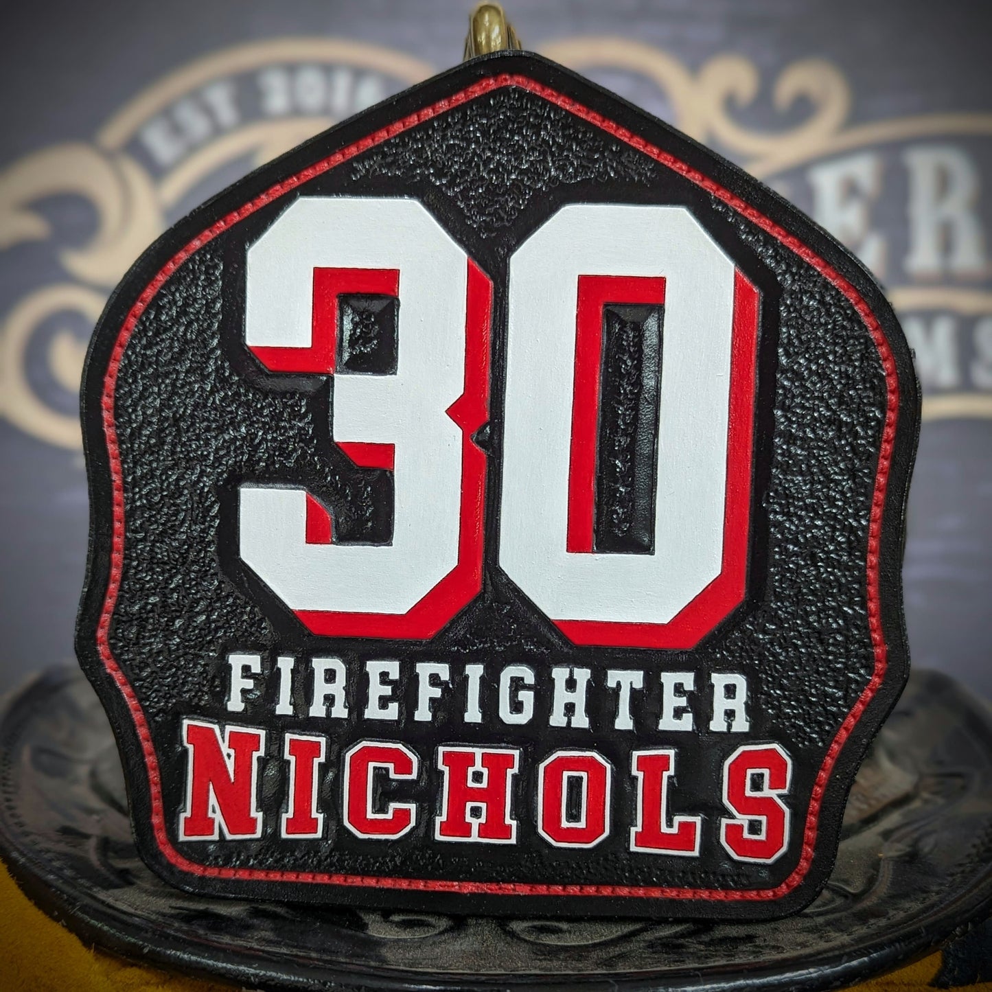 firefighter helmet front – detailed leather design for shift use