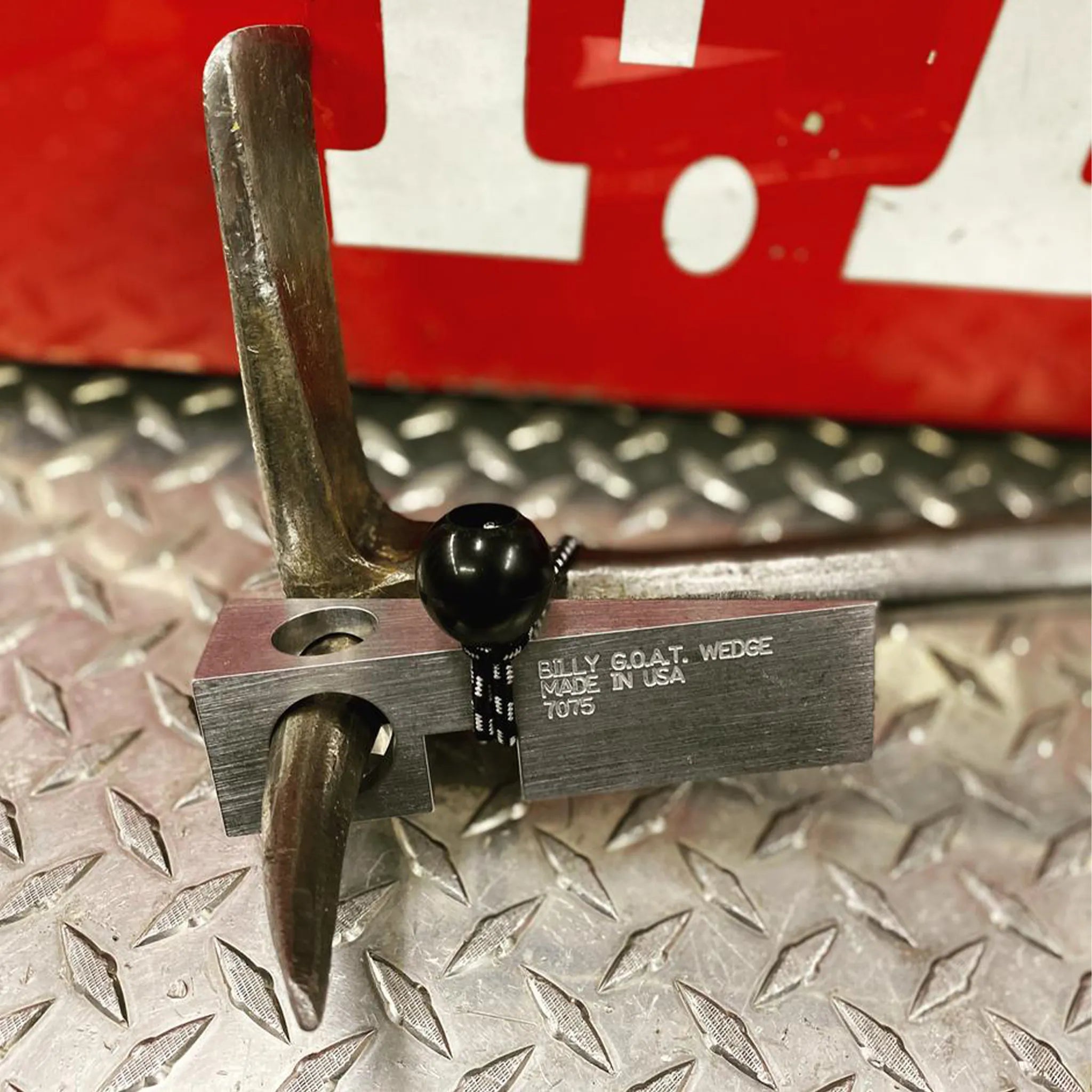 The Billy GOAT Wedge 7075 -Aircraft Alumiunum Forcible Entry Wedge