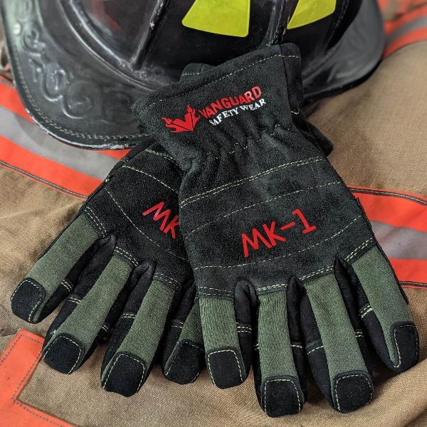 Vanguard MK1 firefighter gloves with Kevlar protection and leather palm