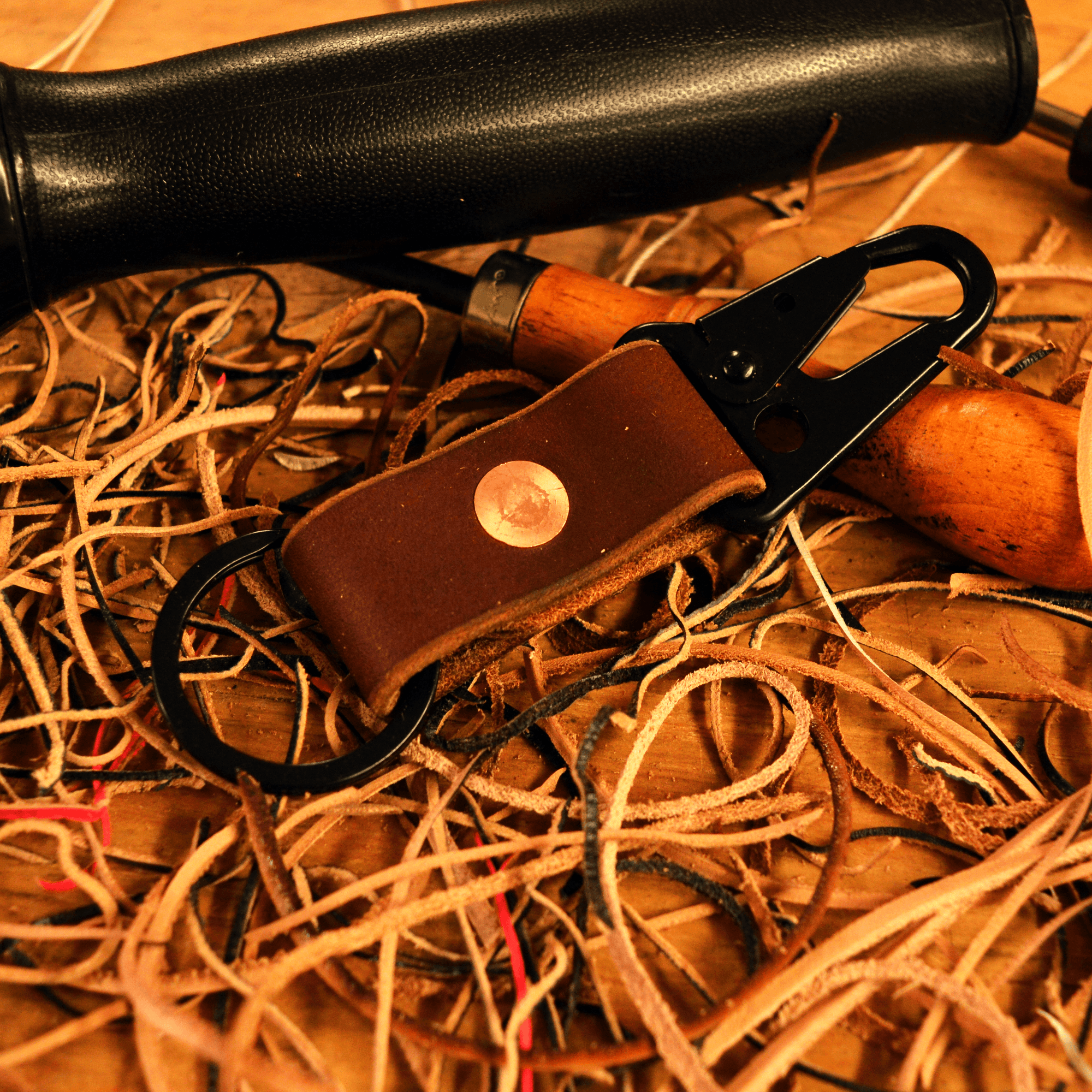 Leather Keychain, leather key holder, leather key fob, leather keychain strap, belt loop keychain, key chain, handmade leather keychain